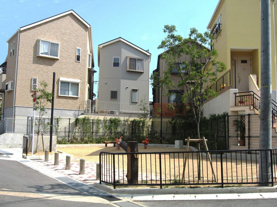 福岡市の市場動向と法税制から読み解く後悔しない不動産売却のための全ステップ